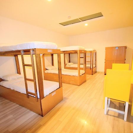קואנקה Bauhouse Backpacker Hostel מראה חיצוני תמונה